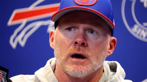 McDermott holds news conference before Super Wild Card Week