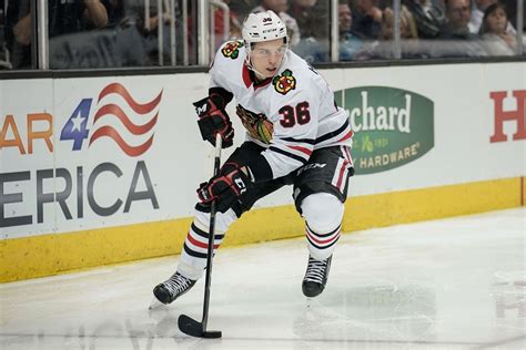 Blackhawks Recall Forward Matthew Highmore From Rockford