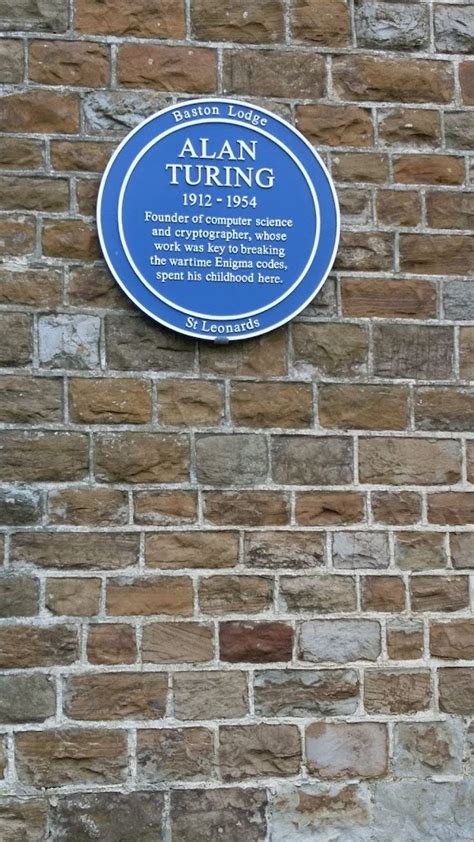 Read the Plaque - Alan Turing Childhood Home