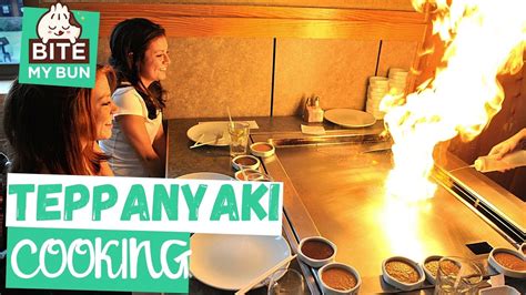 What is teppanyaki cooking | Teppanyaki explained - YouTube