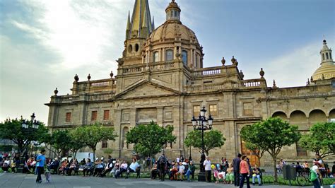 Guadalajara historic center walking tour | Visions of Travel