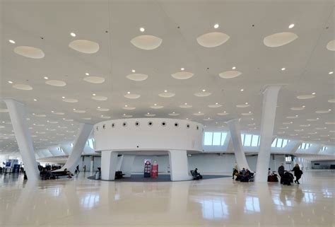 A Look Inside the Newly Complete Terminal 5 Expansion at O'Hare ...