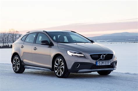 Volvo V40 Cross Country T4 2017 - Conduciendo.com