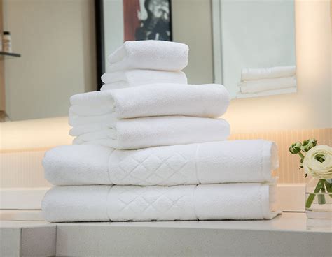 Bath Towel Set | Shop the Exclusive Luxury Collection Hotels Home ...