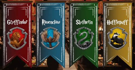 What are the Hogwarts houses names and colors?