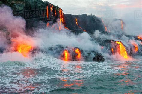 Lava flow from Kilauea Volcano flowing into the Pacific Ocean, Kalapana ...