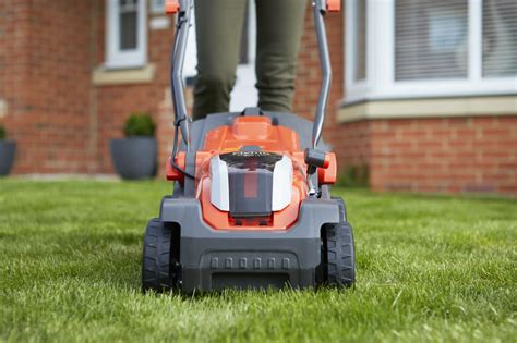 Flymo Mighti-Mo 300 Cordless Mower - Certified Refurbished - Silver ...