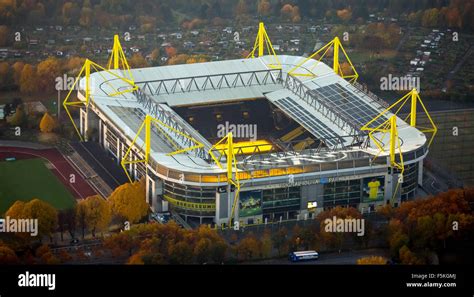 Signal Iduna Park, Signal-Iduna-Park, Borussia Dortmund, BVB O9 ...