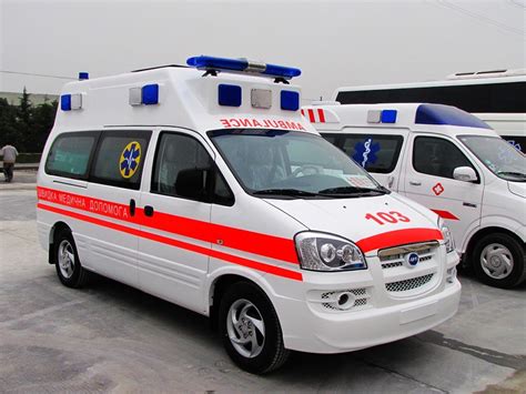 Starex / Refine Emergency Ambulance - China Ambulance and Specialized ...