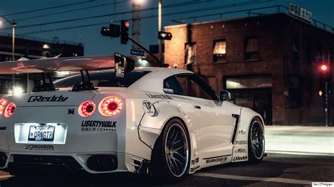 White GTR Wallpapers - Wallpaper Cave