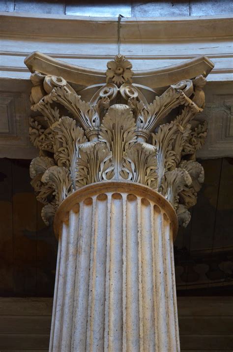 How are Doric Columns Different from Corinthian Columns? | New York Spaces