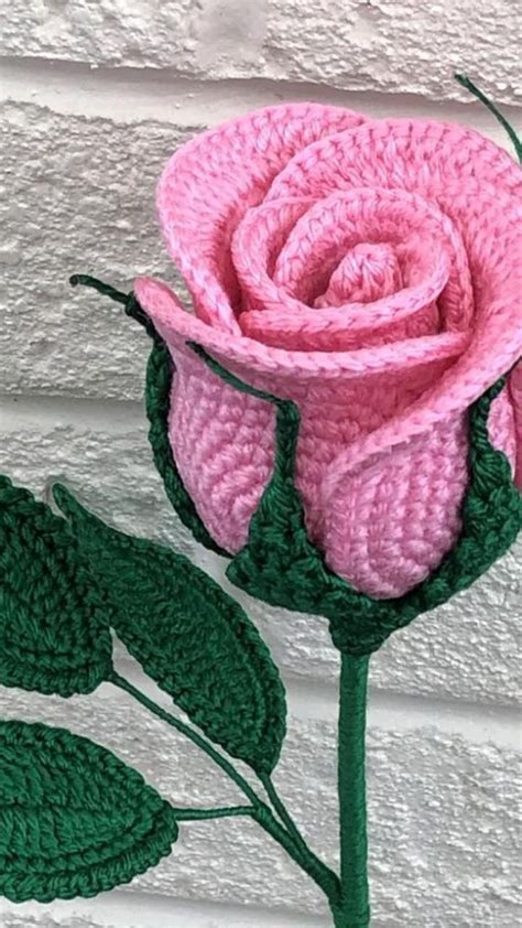 Knitted roses in 2023 | Crochet rose, Crochet rose pattern, Crochet plant