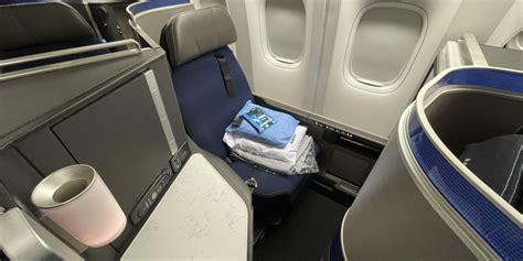 Best Seats On United Polaris Business Class Review 777 200lr ...