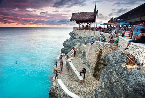 Negril: tour di Seven Mile Beach e Rick's Cafe | GetYourGuide