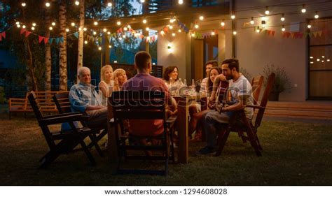 148,525 Gathering Party Images, Stock Photos & Vectors | Shutterstock