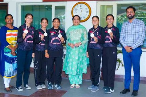 KMV’s softball team bags silver medal in All India Inter-University ...