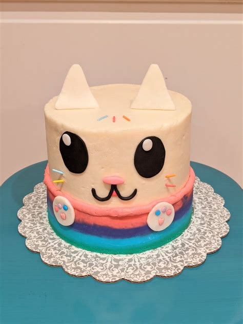 Cakey Cat smash cake in 2021 | Birthday party cake, Kitten birthday ...