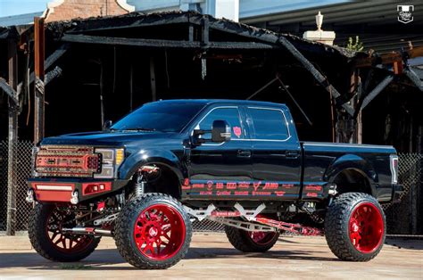 2017 ford f250 lariat lifted SEMA truck for sale