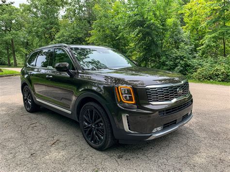 2020 Kia Telluride SX V6 AWD Review: A 3-Row Wonder