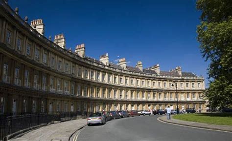 The Royal Crescent - Classic georgian architecture | The circus bath ...