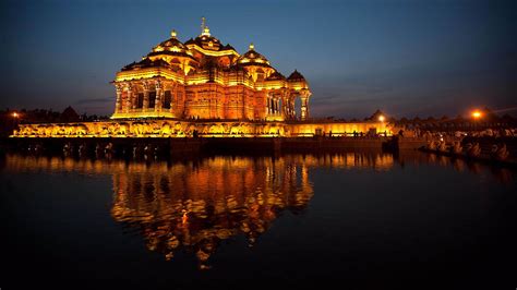 Akshardham Temple Delhi Night