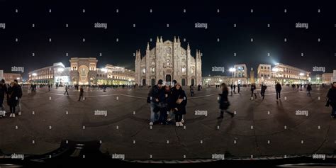 360° view of Piazza Duomo in 8 - Alamy