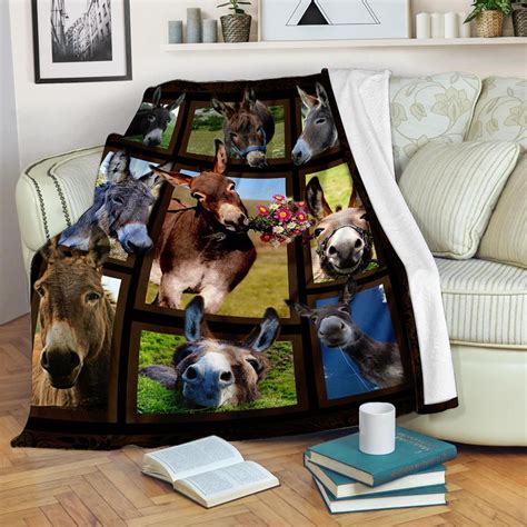 3D Donkey Fleece Blanket - Quilt Blanket - HomeFavo