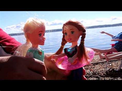 Promo Elsa and Anna toddlers take swimming lesson - YouTube