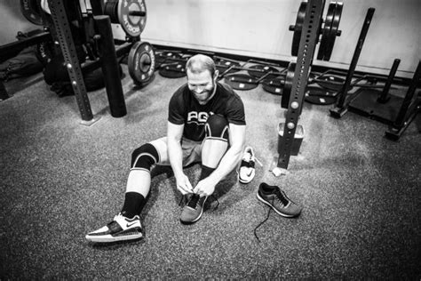 How to Select Lifting Shoes & What ‘Gains’ to Expect - Invictus Fitness