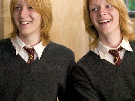 Harry Potter’s Weasley twins look pretty different now | Nova 100