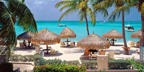 The Best Caribbean Beaches for Cruisers