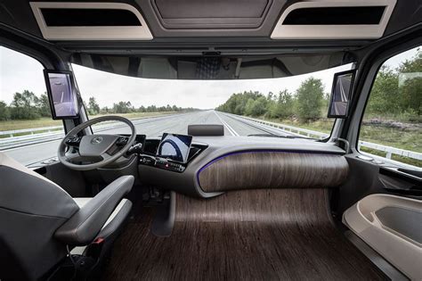 Mercedes-Benz Future Truck 2025 | Truck interior, Volvo trucks, Truck ...