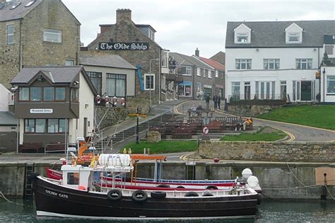 Seahouses harbour © Graham Horn :: Geograph Britain and Ireland