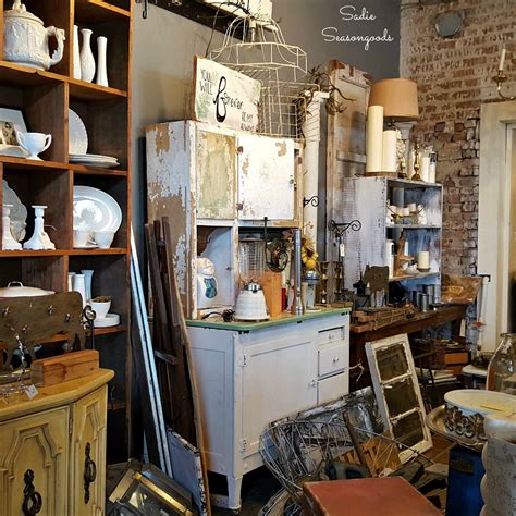 Best Antiques, Vintage, and Thrift Stores in Chattanooga!