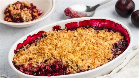 Fresh Plum Crumble Recipe