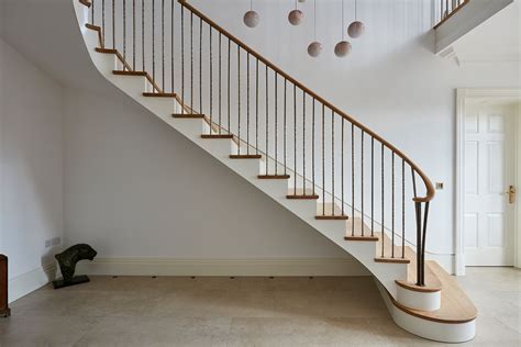 Renovating a Staircase: Give Your Stairs a New Lease of Life | Homebuilding