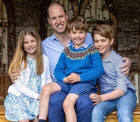 Prince William Shares Second Father's Day Post with All 3 Kids: Photo