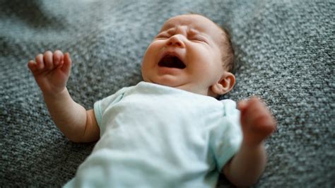 Why Do Babies Cry in Their Sleep? | Mom.com