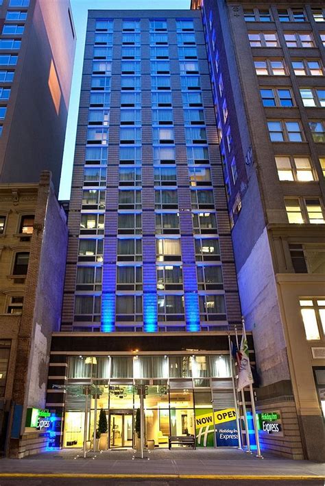 HOLIDAY INN EXPRESS MANHATTAN TIMES SQUARE SOUTH, AN IHG HOTEL $197 ...