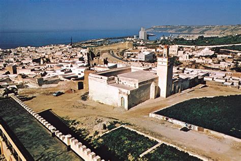 Safi | Mediterranean Coast, Phoenician Settlement, Portuguese Colony ...