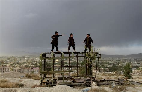 Photos: the games children play in war zones — Quartz