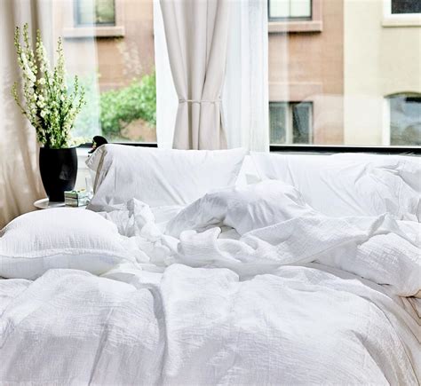 7 of the Best Brands for Linen Sheets of Quality | The Gem Picker