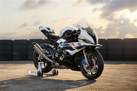 BMW S1000RR gets first major update since 2019 with new aero, more ...