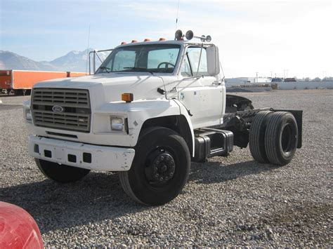 Vehicle - Vehicle - Truck - Ford - F-Series Heavy Duty