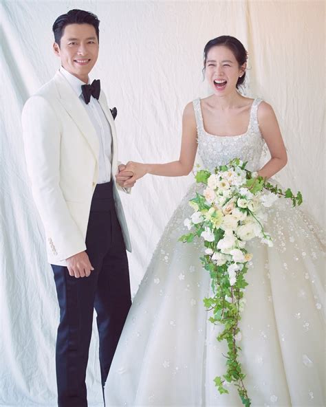 Hyun Bin And Son Ye Jin Reveal Official Wedding Photos On Day Of ...