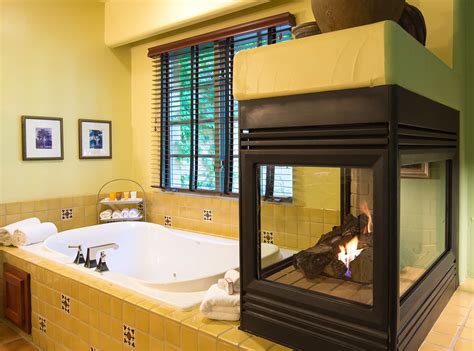 The jacuzzi tub in the Alma suite bathroom.