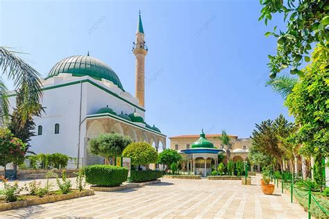 The White Mosque In Acre Akko Eljazzar Mosque Photo Background And ...