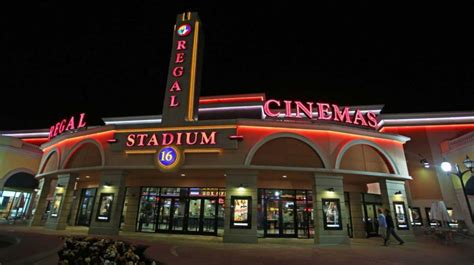 The Return of Movie Theaters on Long Island – The Charles Street Times