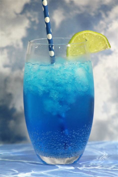 Ocean Breeze Cocktail Recipe - BargainBriana