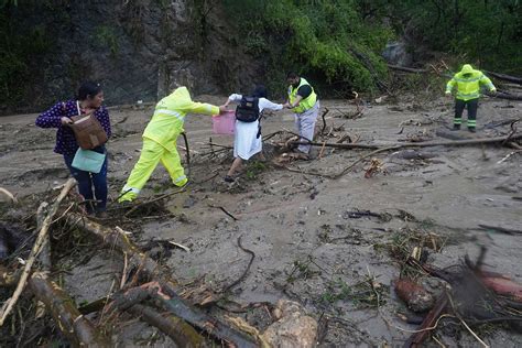 27 dead after Hurricane Otis makes landfall in Mexico as Category 5 ...